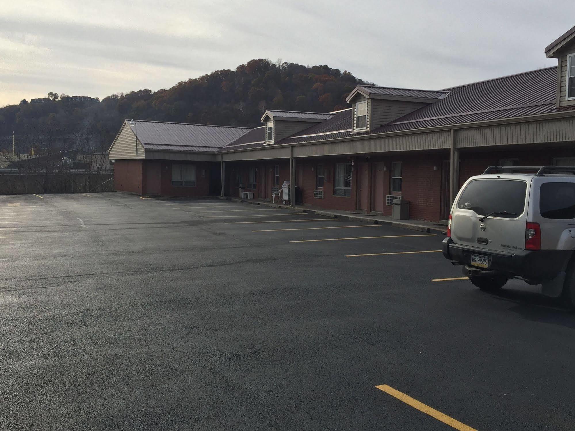 Valley Motel Pittsburgh Harmarville Kültér fotó
